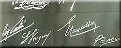signatures d&eacute;coup&eacute;es
